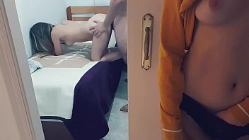 Play MI JOVEN HERMANA NO PARA DE FOLLAR CON SUS NOVIOS
