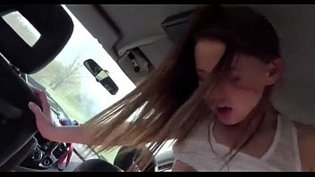 Play Super hot teen fucking on back seat