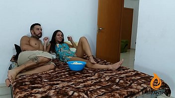 Play Meu amigo me chamou pra ver filme e socou a pica em mim
