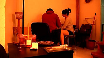 Play 18yo teen pays for her home improvemente by USING HER ASS